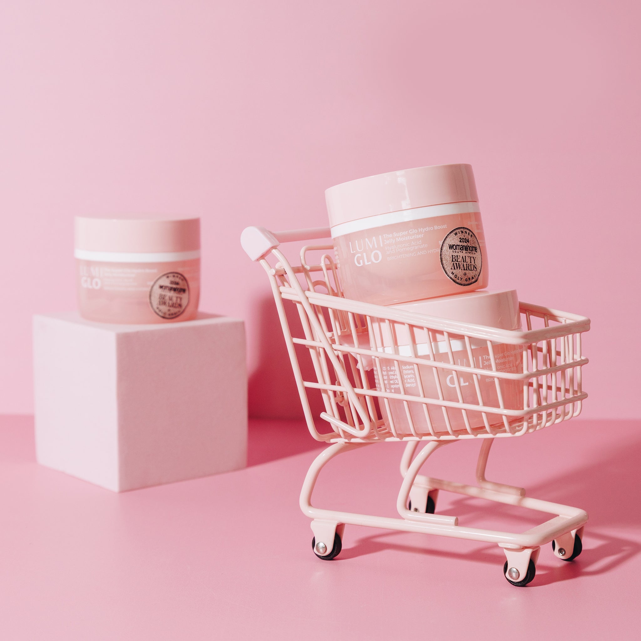 The Super Glo Hydro Boost Jelly Moisturiser